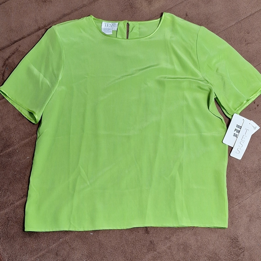 Vintage Tess green  silk short sleeve blouse